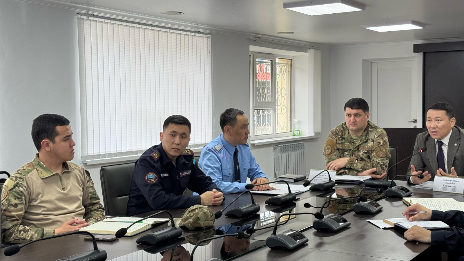 Атырау облысы ТЖД-дағы кездесу: сыбайлас жемқорлыққа қарсы іс-қимыл заңдылық пен тәртіпті қамтамасыз етудегі басымдық ретінде