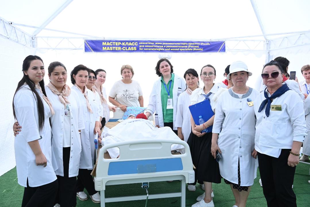 Конференция қатысушылары Қызылорда медициналық жоғары колледжінің жұмысымен танысты