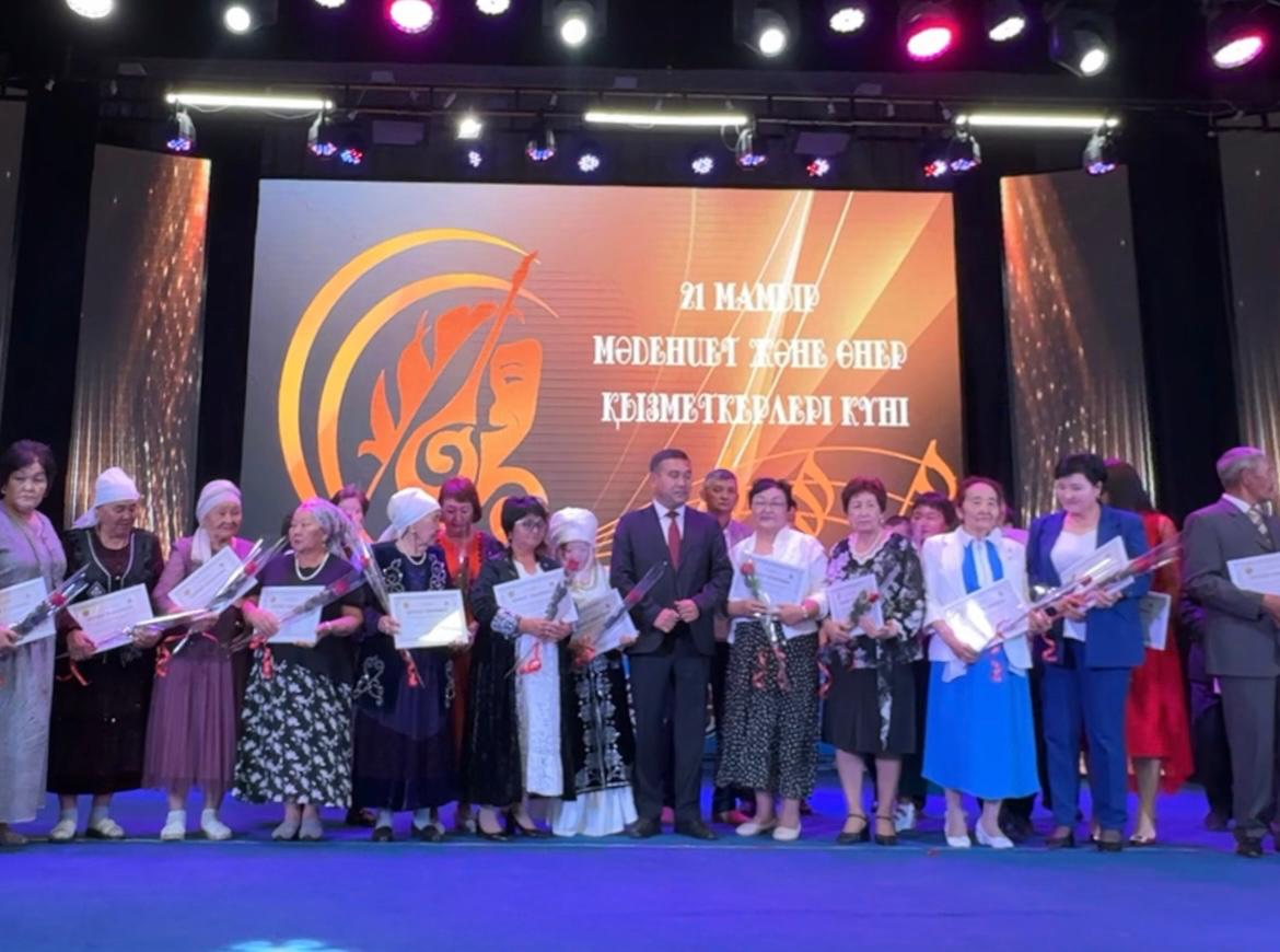 21 мамыр – Мәдениет және өнер қызметкерлері күніне арналған мерекелік шарада саланың үздік өкілдері марапатталды