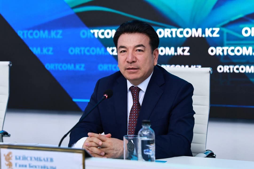 3 мыңнан астам педагог біліктілікті арттыру курстарынан өтті: «Келешек мектептері» жобасы аясында жаңа буын ұстаздары даярлануда  