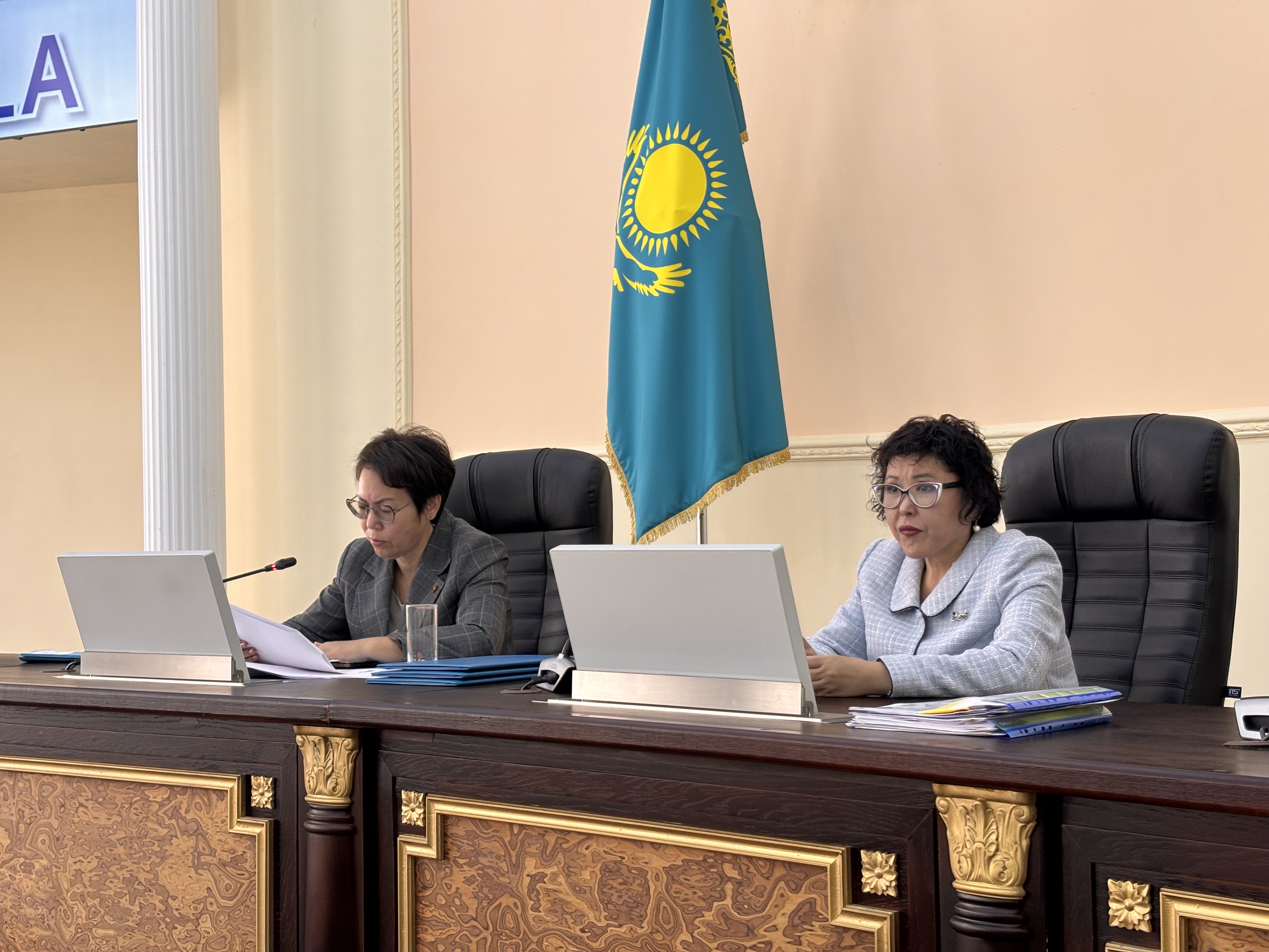 2025 жылдың 5 айының қорытындысы бойынша Ақмола облысының жұмыспен қамтуды және әлеуметтік бағдарламаларды үйлестіру басқармасының алқа отырысы