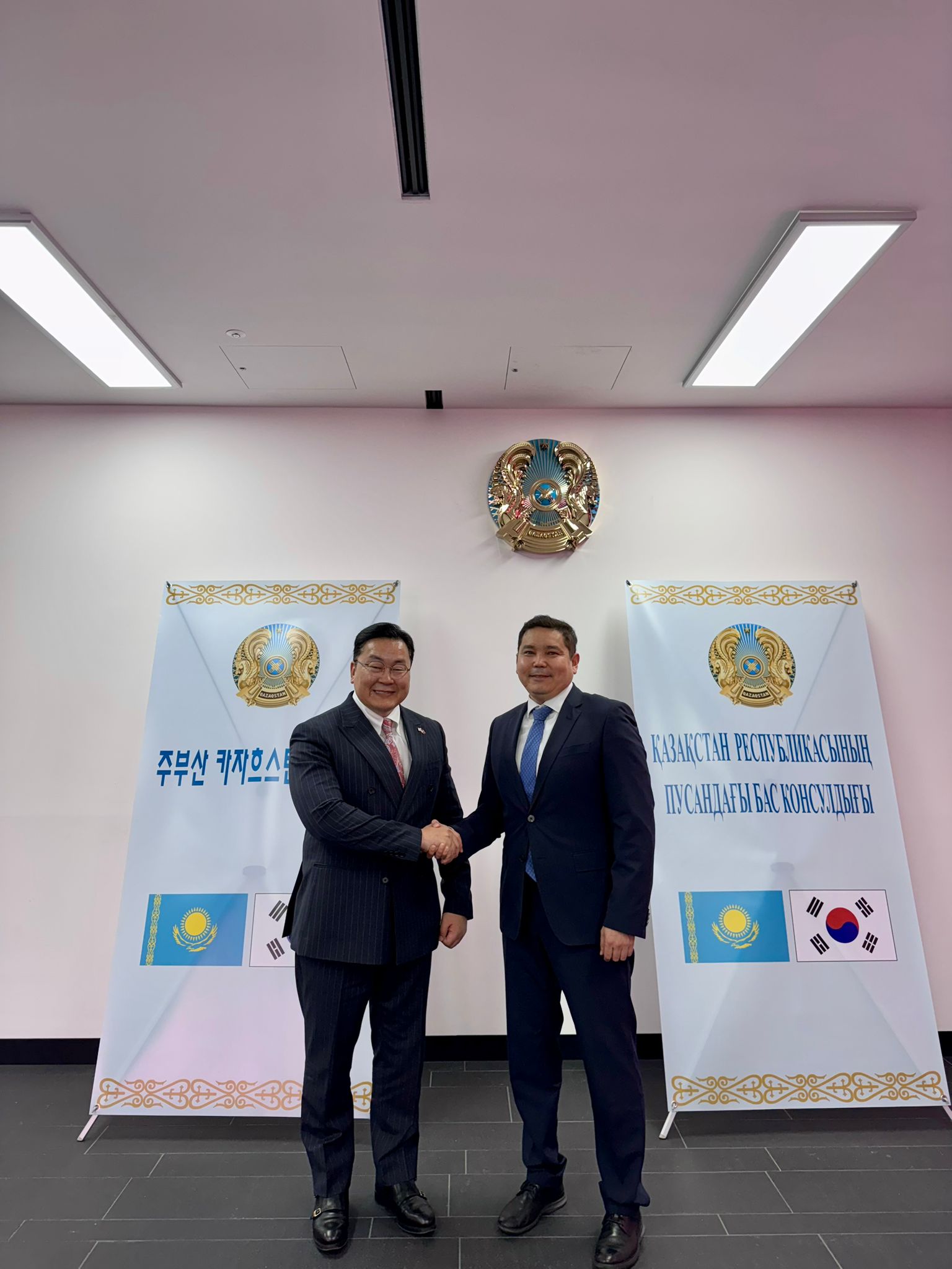 Meeting with the Consul of Mongolia