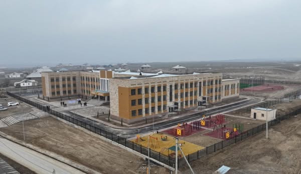 КЕЛЕС: БІРТІЛЕКТЕ 300 ОРЫНДЫҚ ЖАҢА МЕКТЕП ҚҰРЫЛЫСЫ АЯҚТАЛУҒА ЖАҚЫН