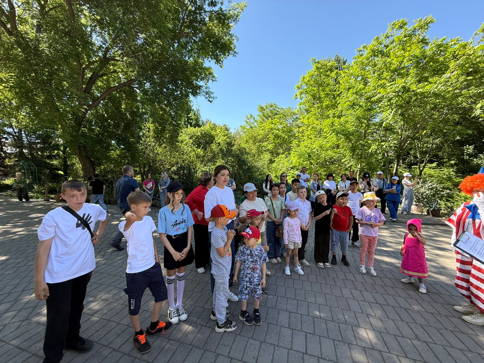 22 мая – «Әкем – тірегім, анам – жүрегім!»