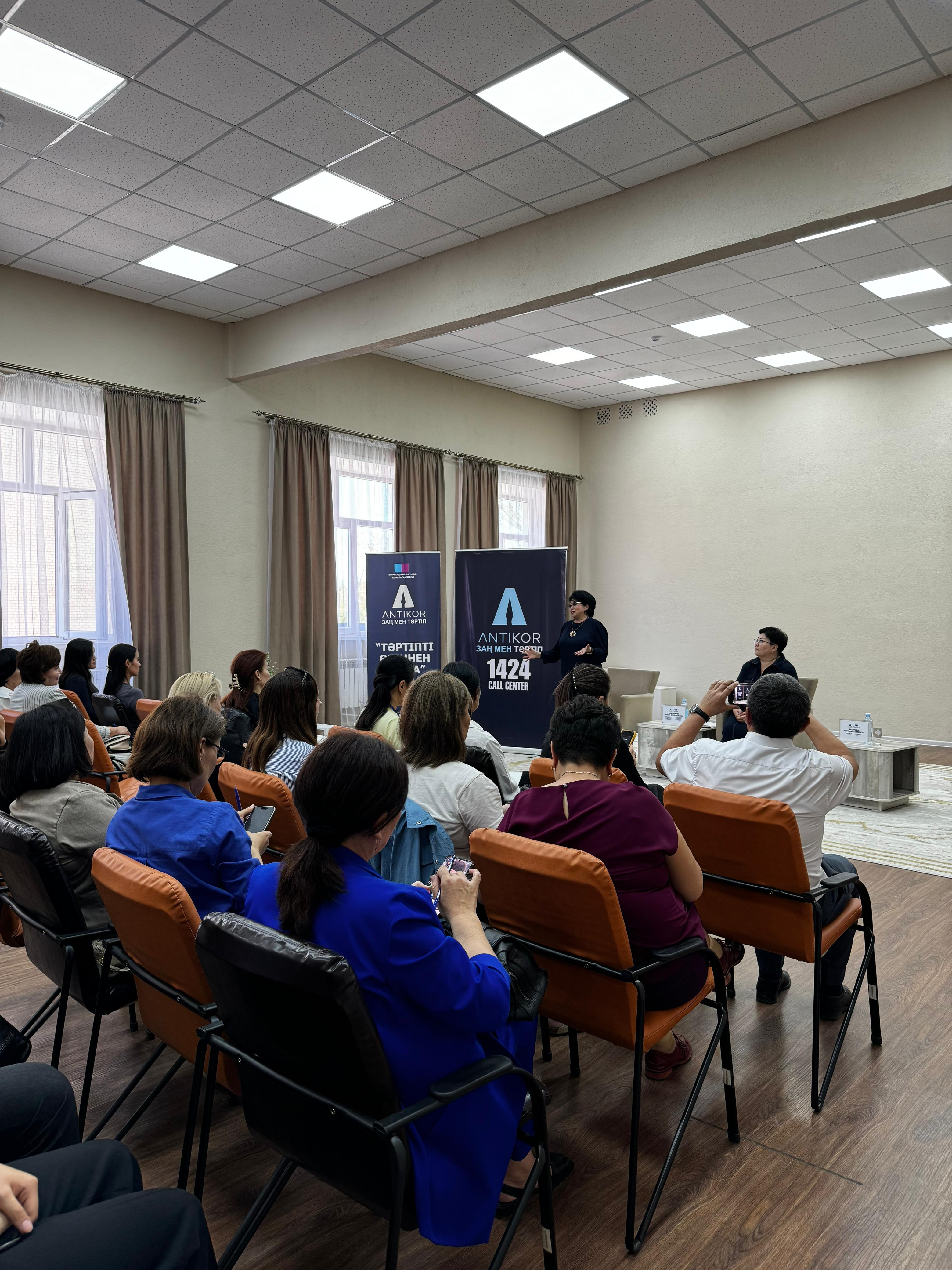 Сыбайлас жемқорлыққа қарсы комплаенс және Әдеп жөніндегі уәкіл мектебі өтті