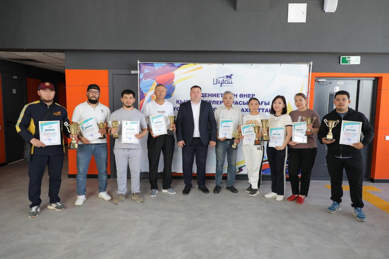 21 мамыр – Мәдениет және өнер қызметкерлерінің күні