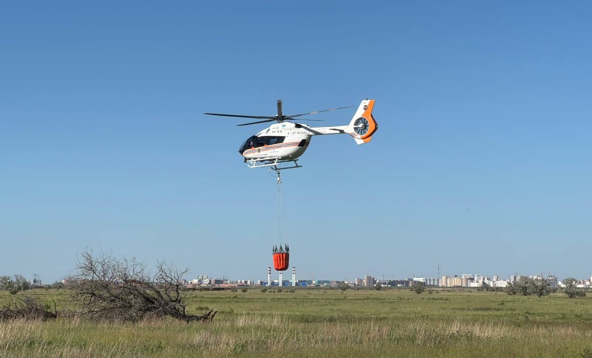 Новый способ заправки воздушных судов водой от пожарной автоцистерны