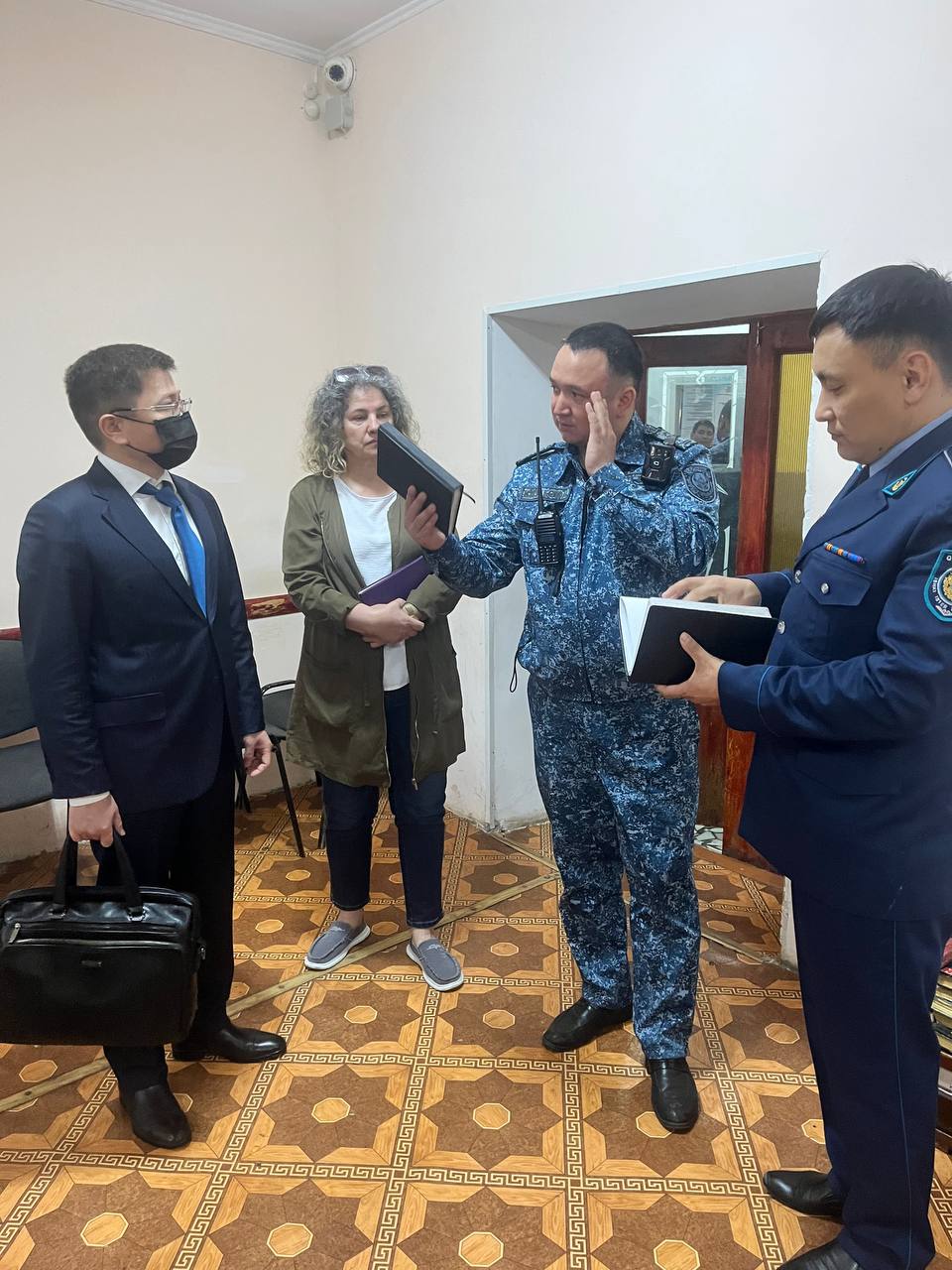Ағымдағы жылы 14 сәуір күні Адам құқықтары жөніндегі уәкілдің өкілі М.С. Шакирбаев және "Біз азаптауға қарсы" ҚБ өкілі Е. А. Семенова № 76.