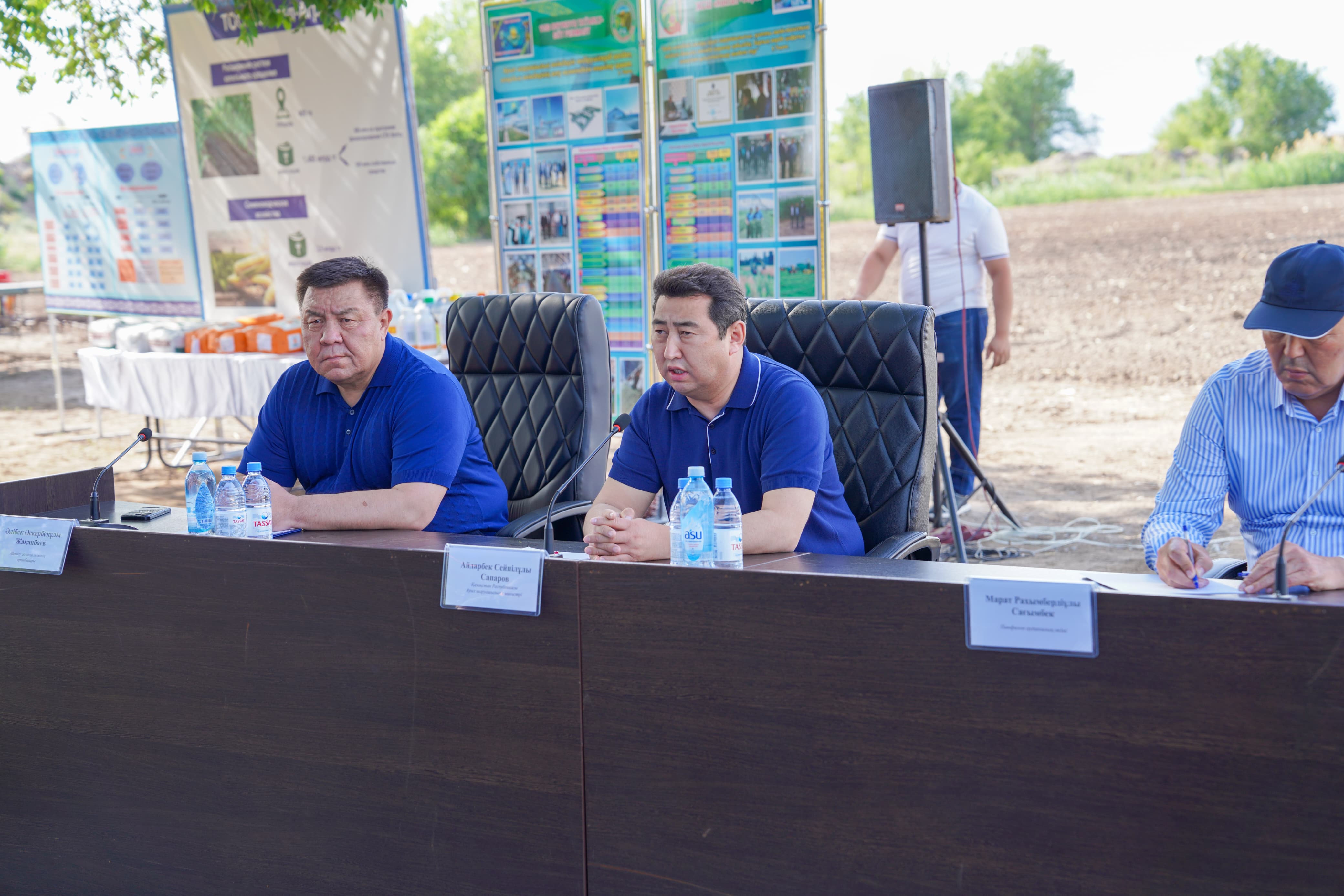 Айдарбек Сапаров Жетісу диқандарымен жүгері саласын өркендету және экспортты ұлғайту мәселелерін талқылады