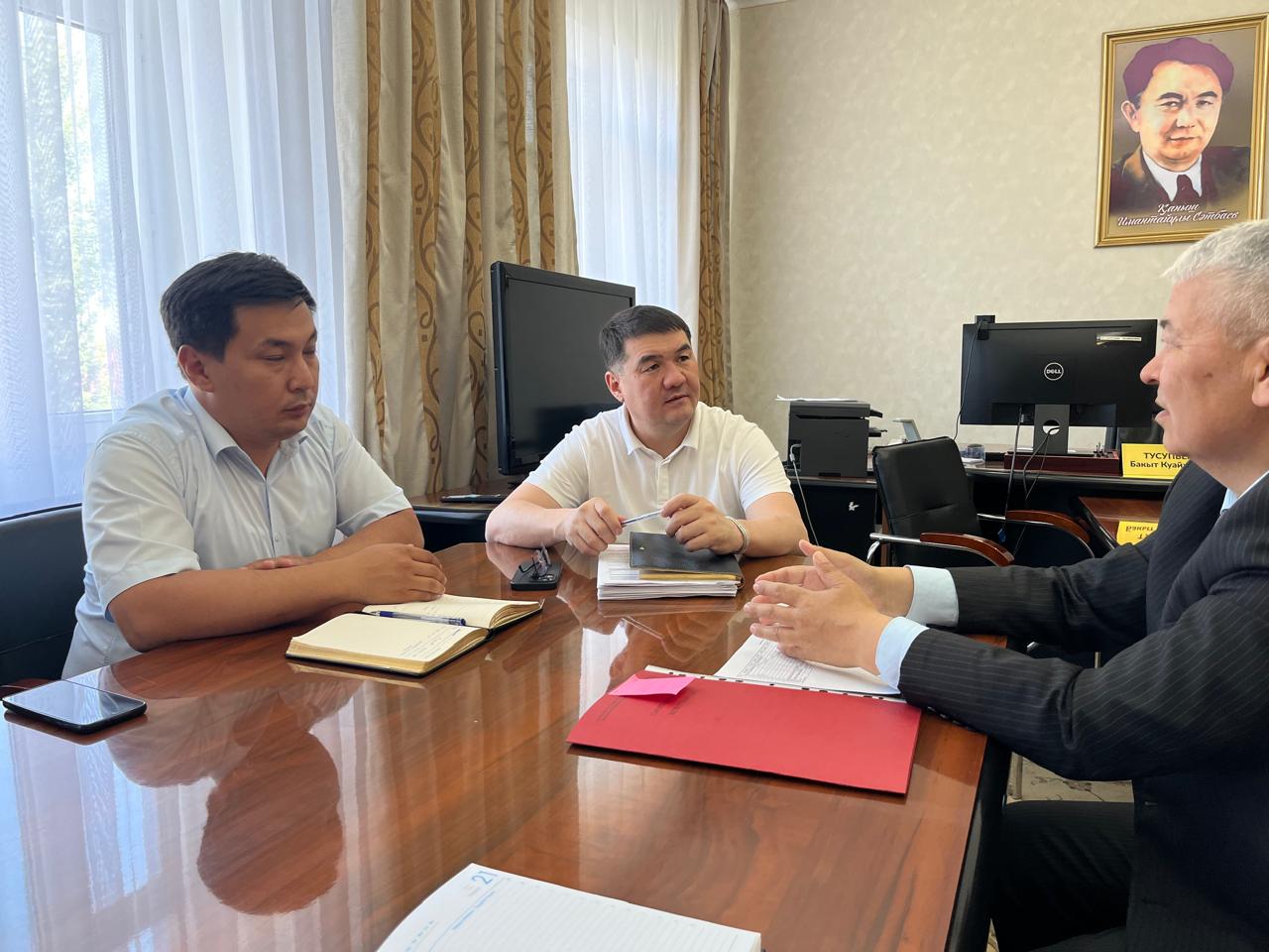 Кездесу барысында еңбек қатынастары және жұмысшылардың құқықтары талқыланды