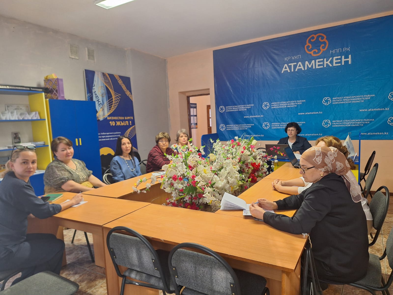 Атбасар ауданының фармацевтикалық ұйымдарының басшыларымен кеңес