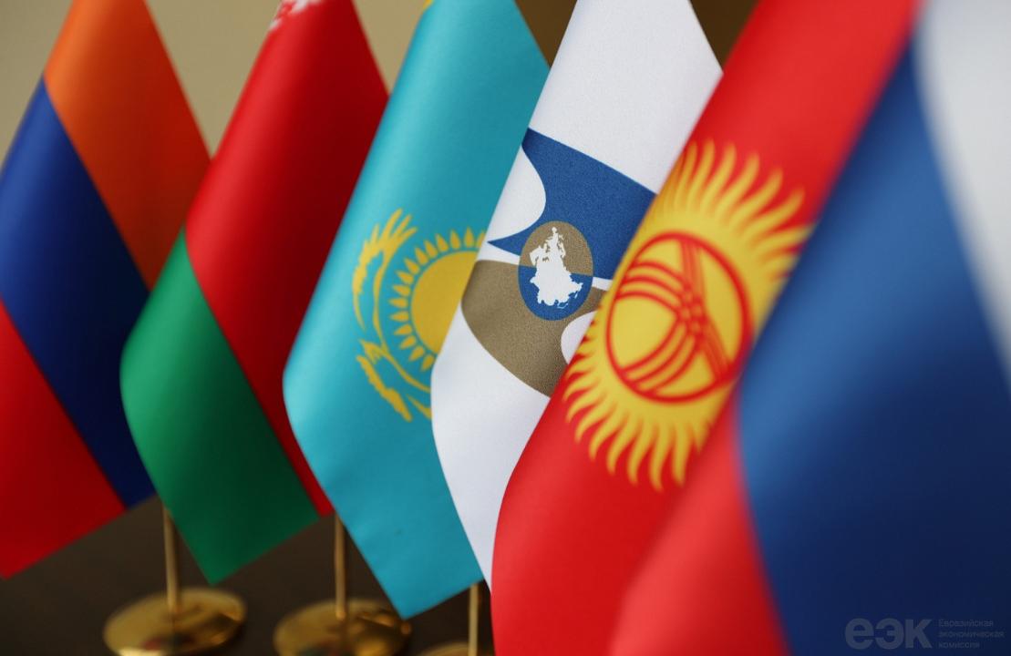 ЕЭК кеңесі 2025 жылдан кейін ұлттық тіркеу куәліктерінің қолданыста болу мүмкіндігін ұзартты