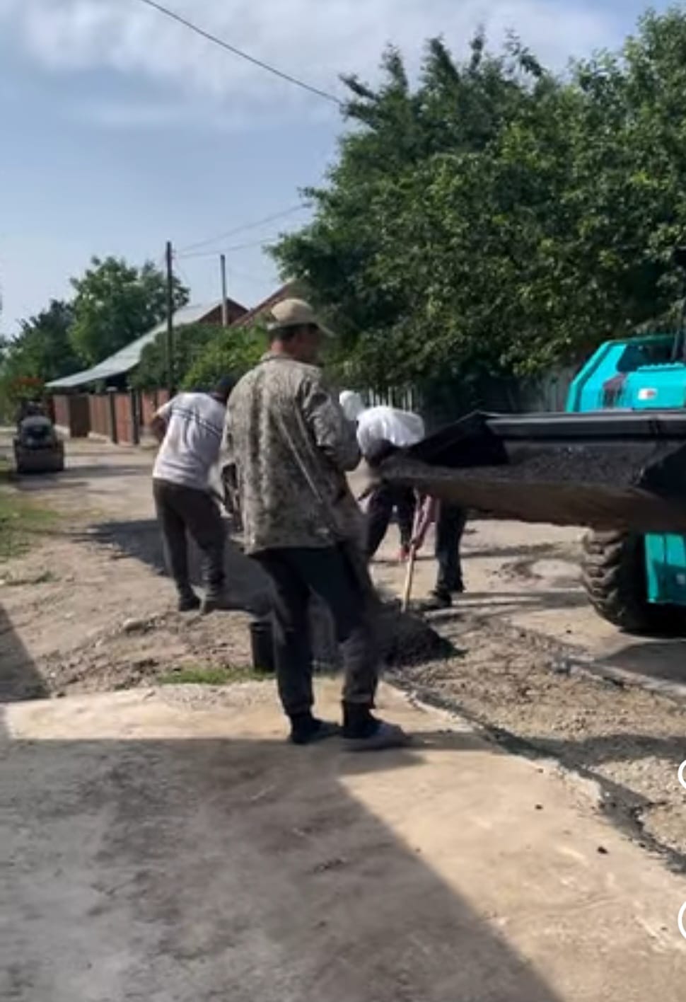 Рахат ауылының жолдарын жөндеу