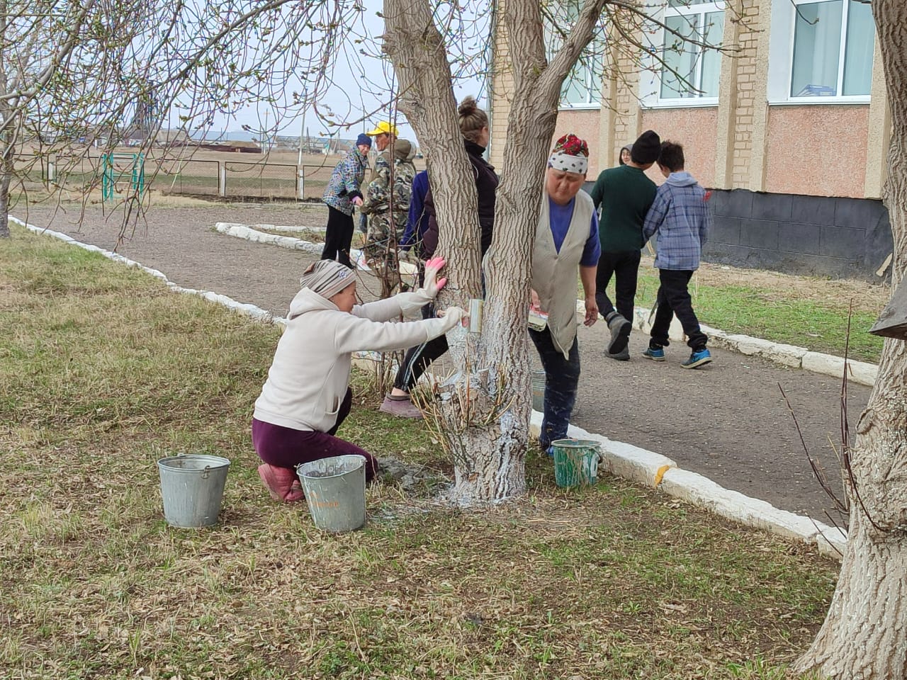 Проведение субботника