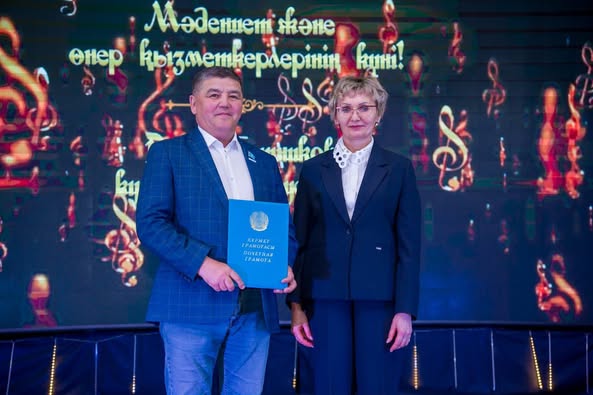 Мамлют мәдени орталығында Қазақстан мәдениет қызметкерлері күніне арналған салтанатты іс-шара өтті.