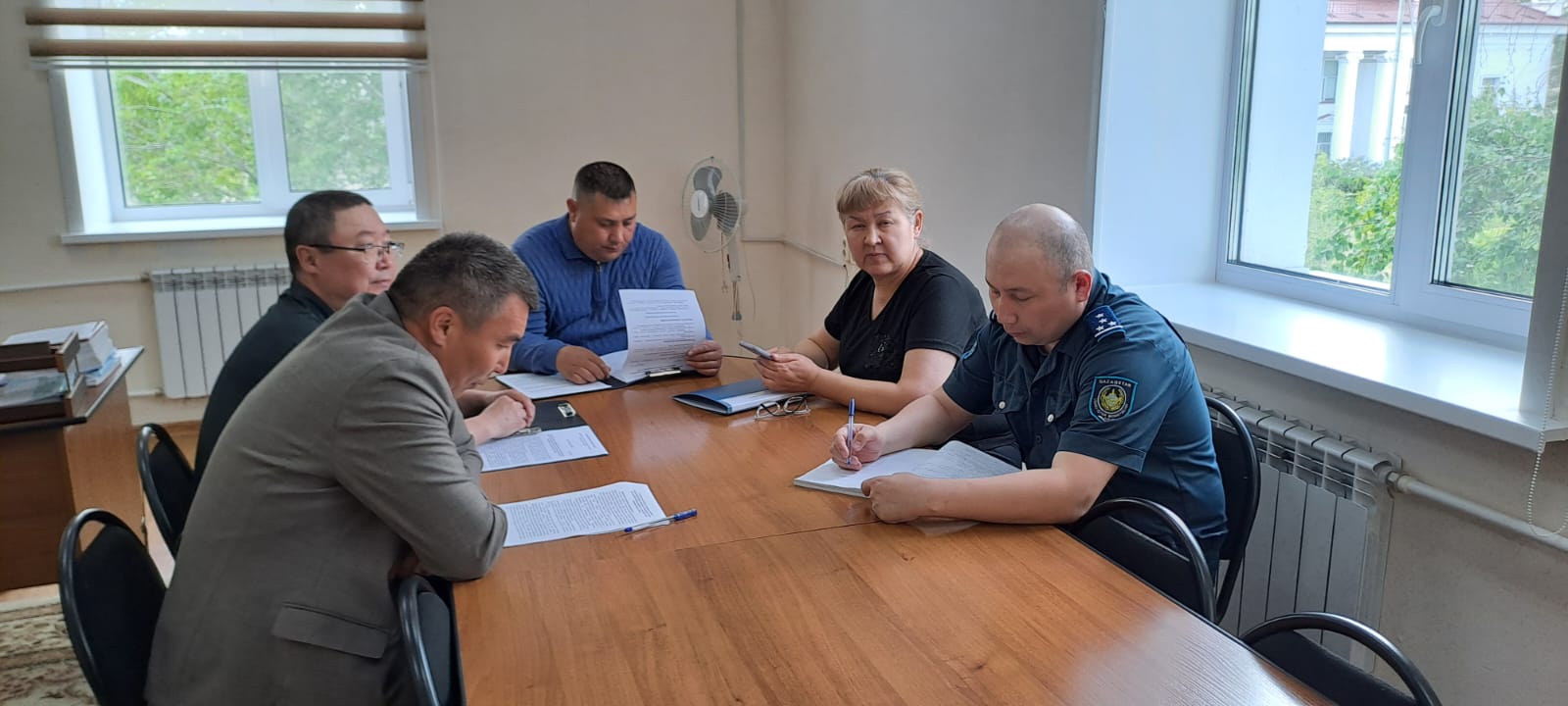 Тұрақты комиссия отырысы