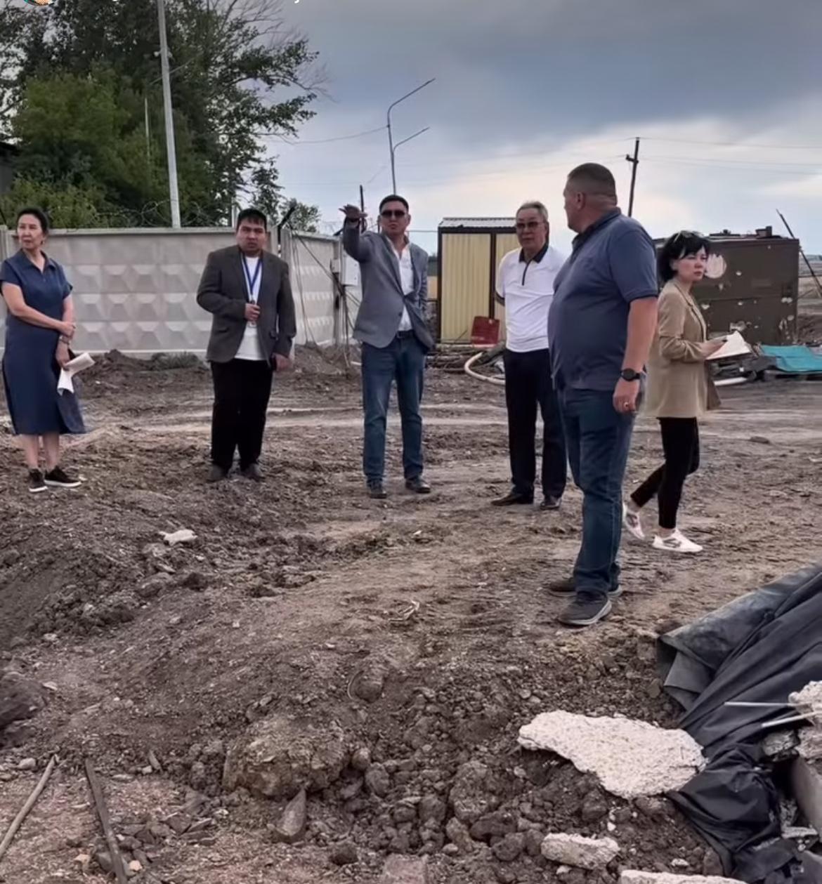 "Екінші су көтеру үшін екі резервуар салу" құрылыс алаңына бару