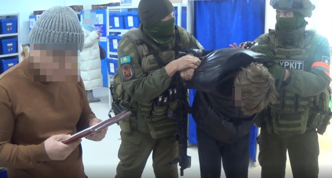 Көлік полицейлері шетелден есірткі жеткізудің халықаралық арнасын әшкерелеп, жолын кесті