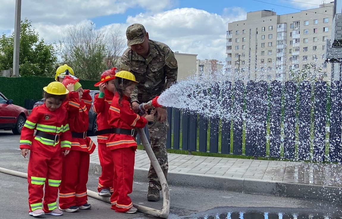В стране стартовал челлендж «Бала қауіпсіздігі»