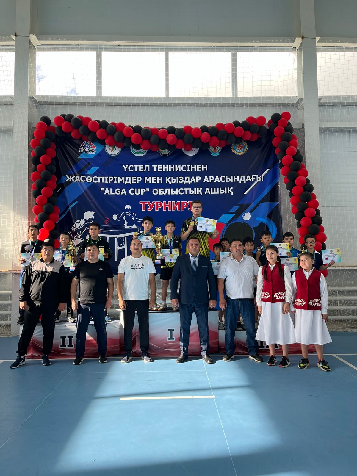 Үстел тенисінен жасөспірімдер мен қыздар арасында турнир өткізілді.