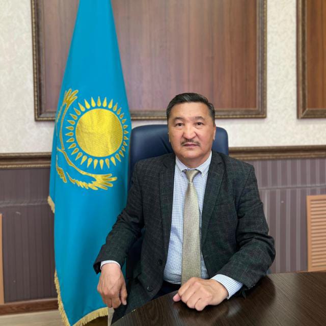 Үлгілі мемлекеттік қызметші