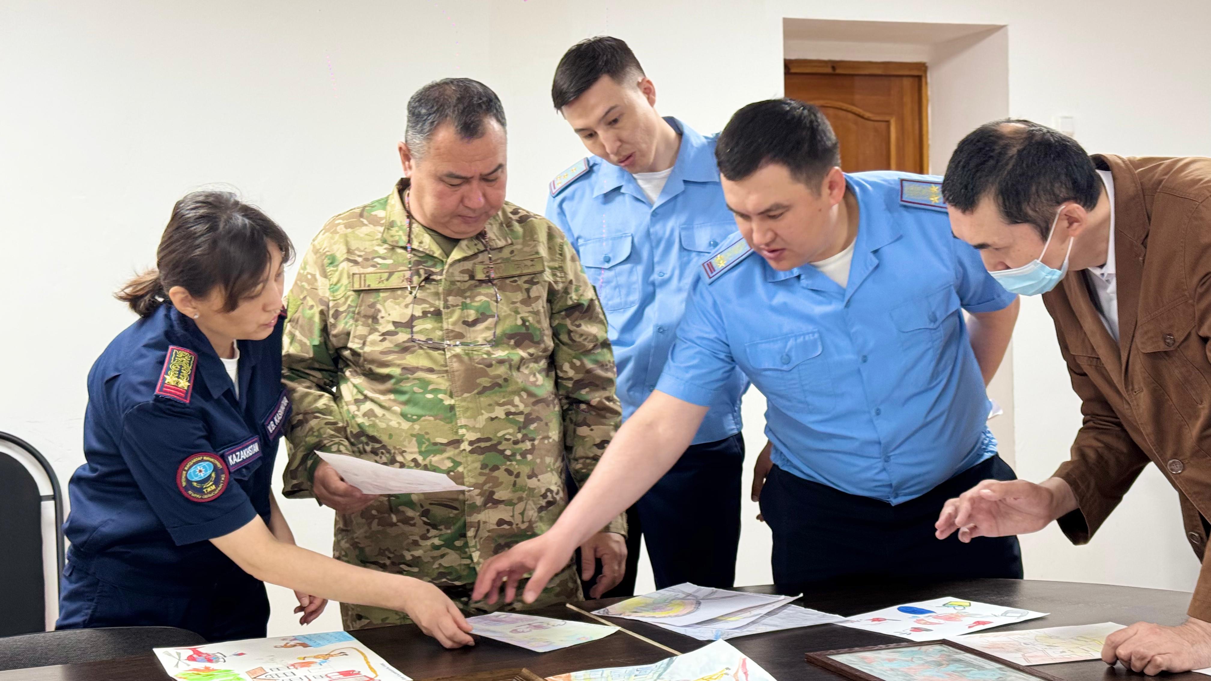 Балалар күніне орай сурет байқауы өтті