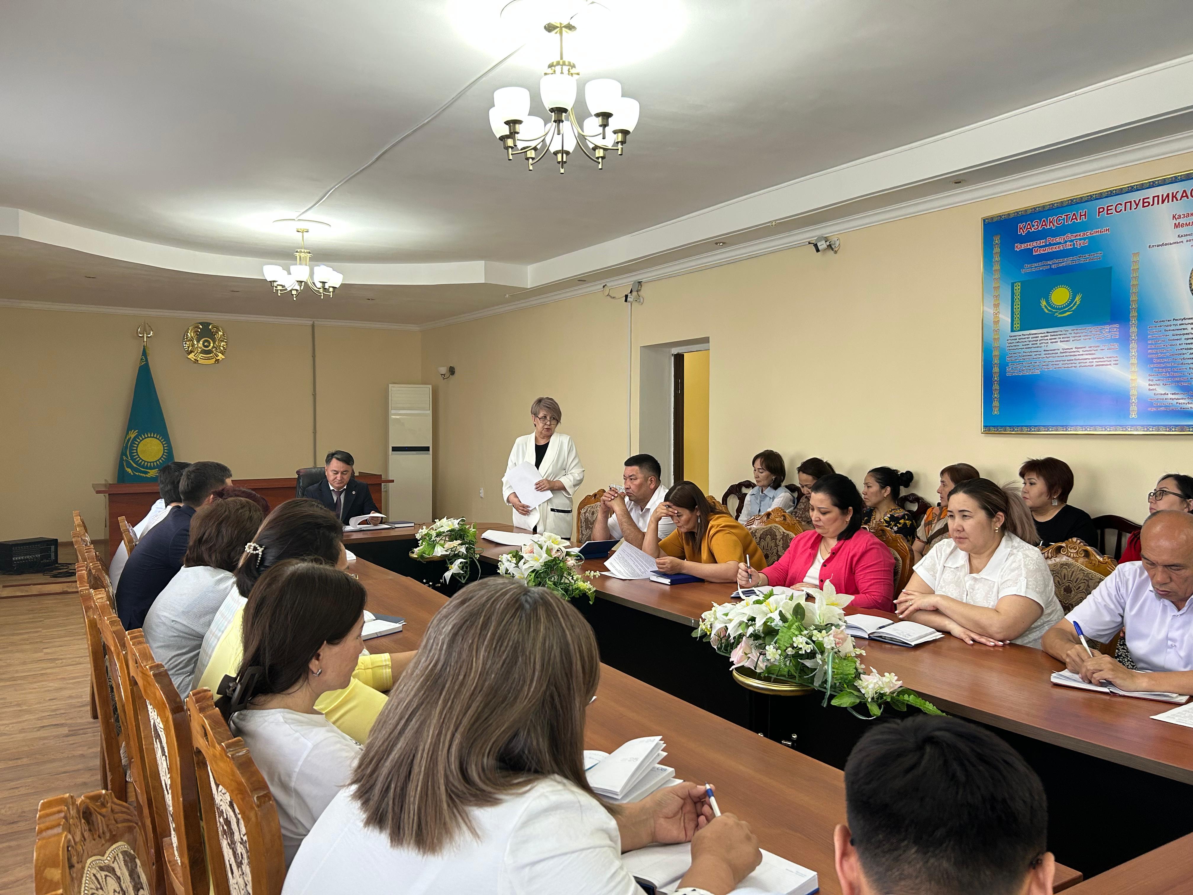 Ұ.Оразгелдінің төрағалығымен департамент қызметкерлері арасында семинар өткізілді.