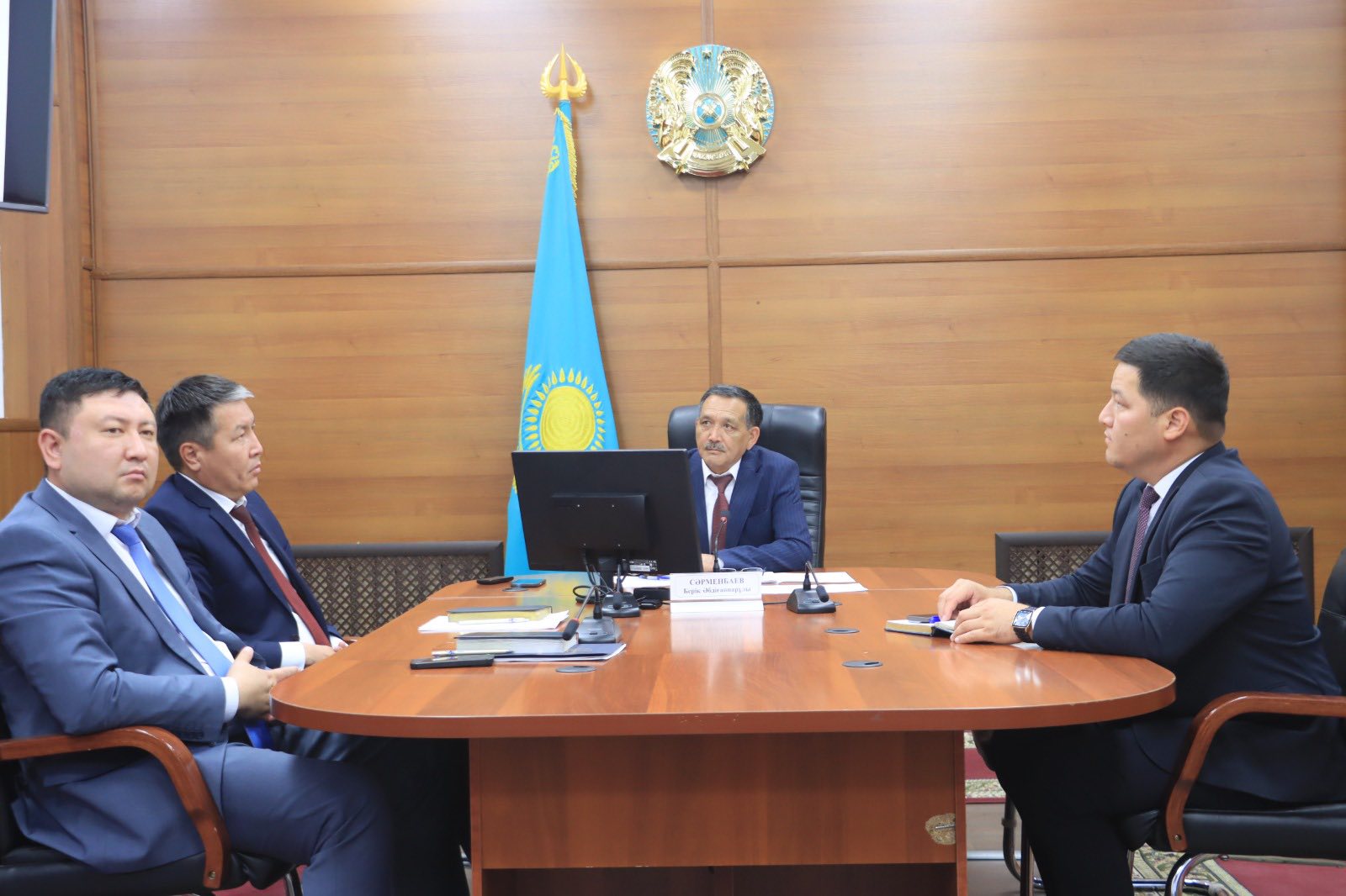 Шағын және орта бизнесті дамыту жөнінде мәжіліс өтті