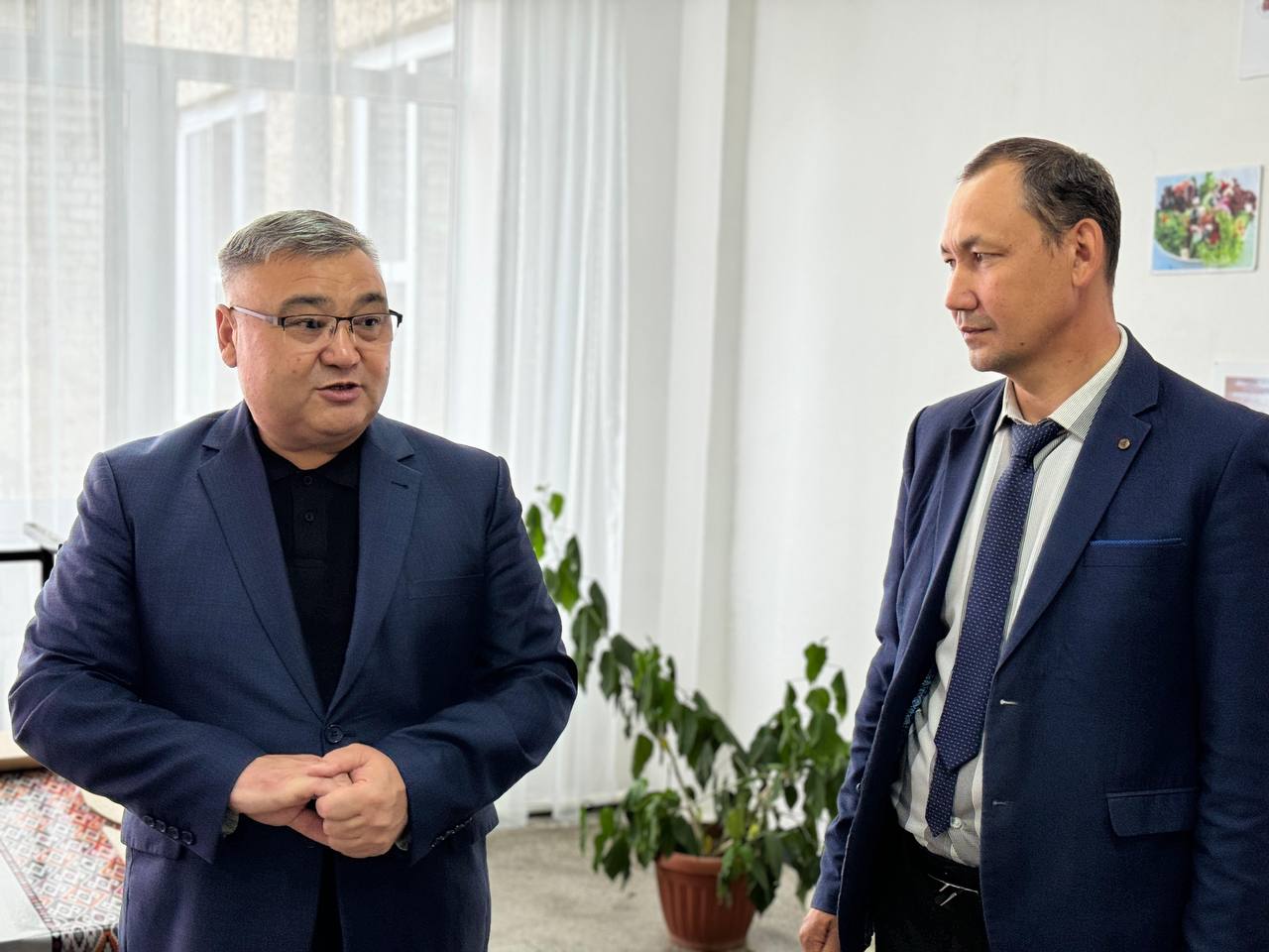Советник акима района Нуржан Оразбекулы ознакомился с проектом «Строительство деревообрабатывающего завода»