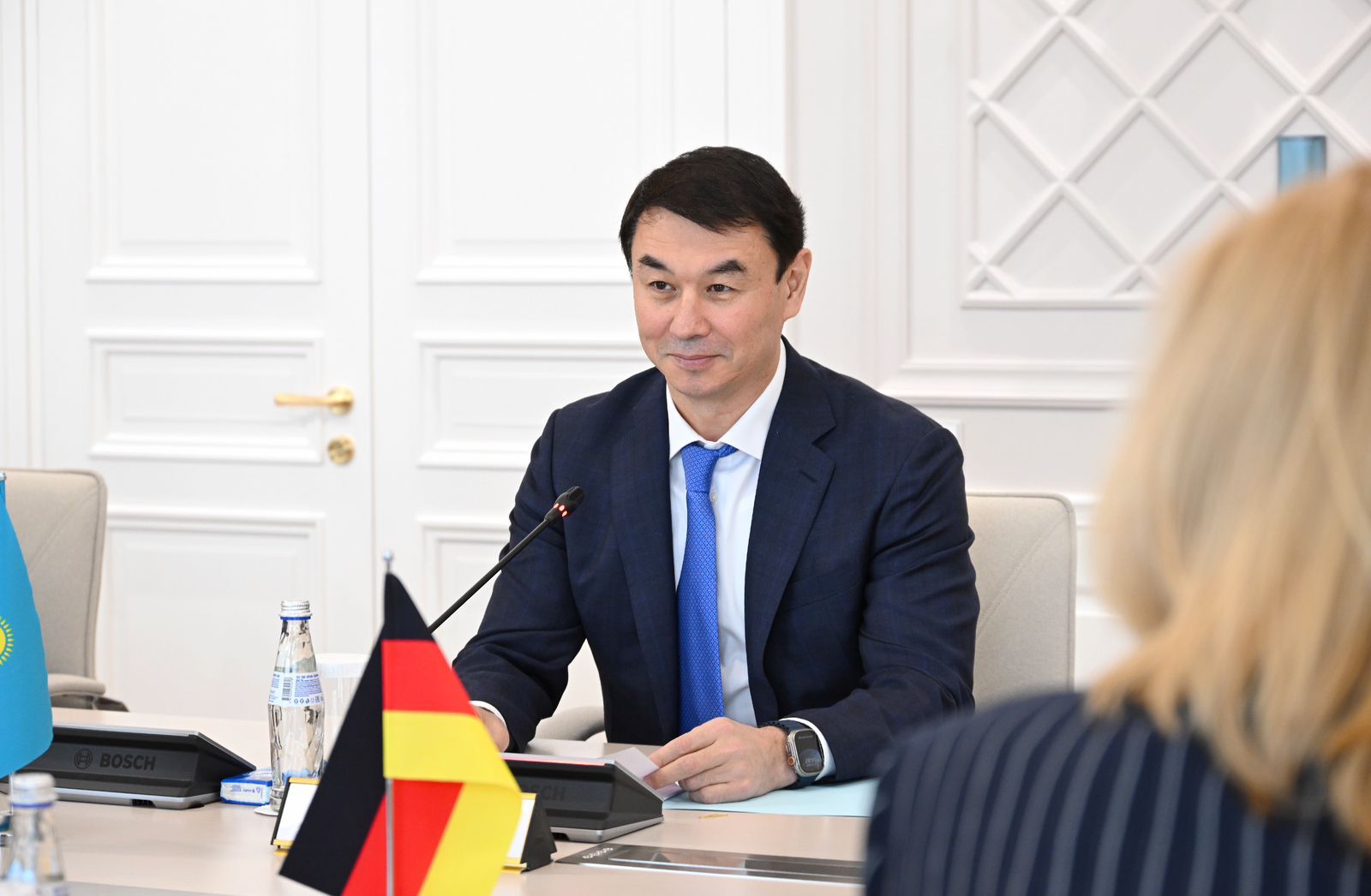 Алматы әкімі Дархан Сатыбалды Германия Бундесратының Президенті Анке Релингермен кездесті