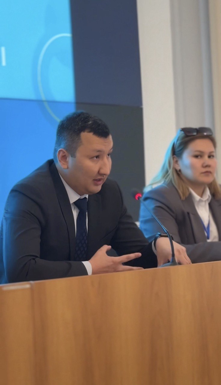 Президенттік кадрлық резервке іріктеу: Рудный қаласы әкімі аппаратының басшысы жастармен кездесті