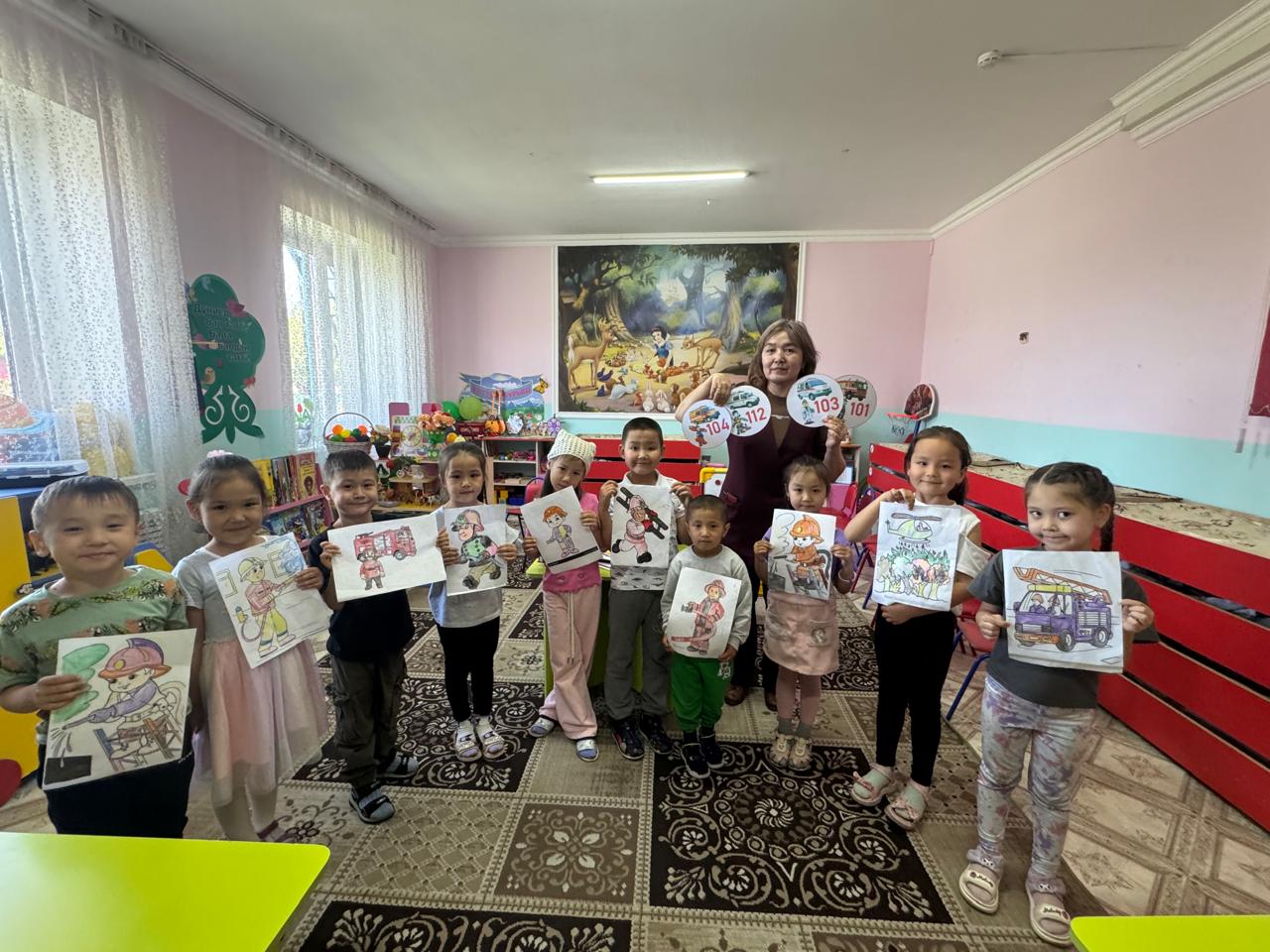 Құтқарушылар мен өрт сөндірушілер - балалардың көзімен