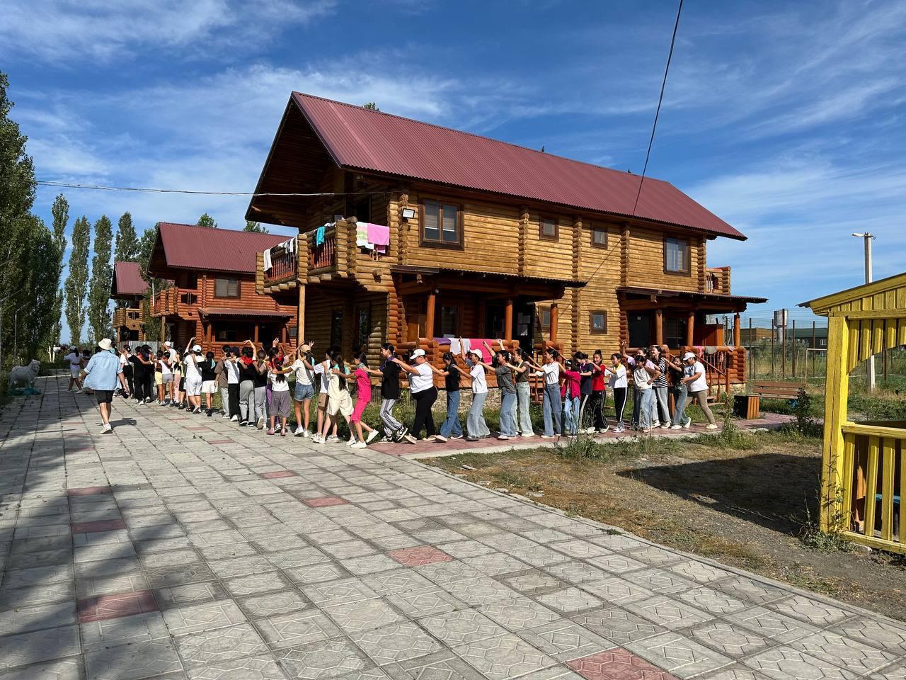 Абай облысында биыл жазда 5000-ға жуық бала лагерьлерде демалады