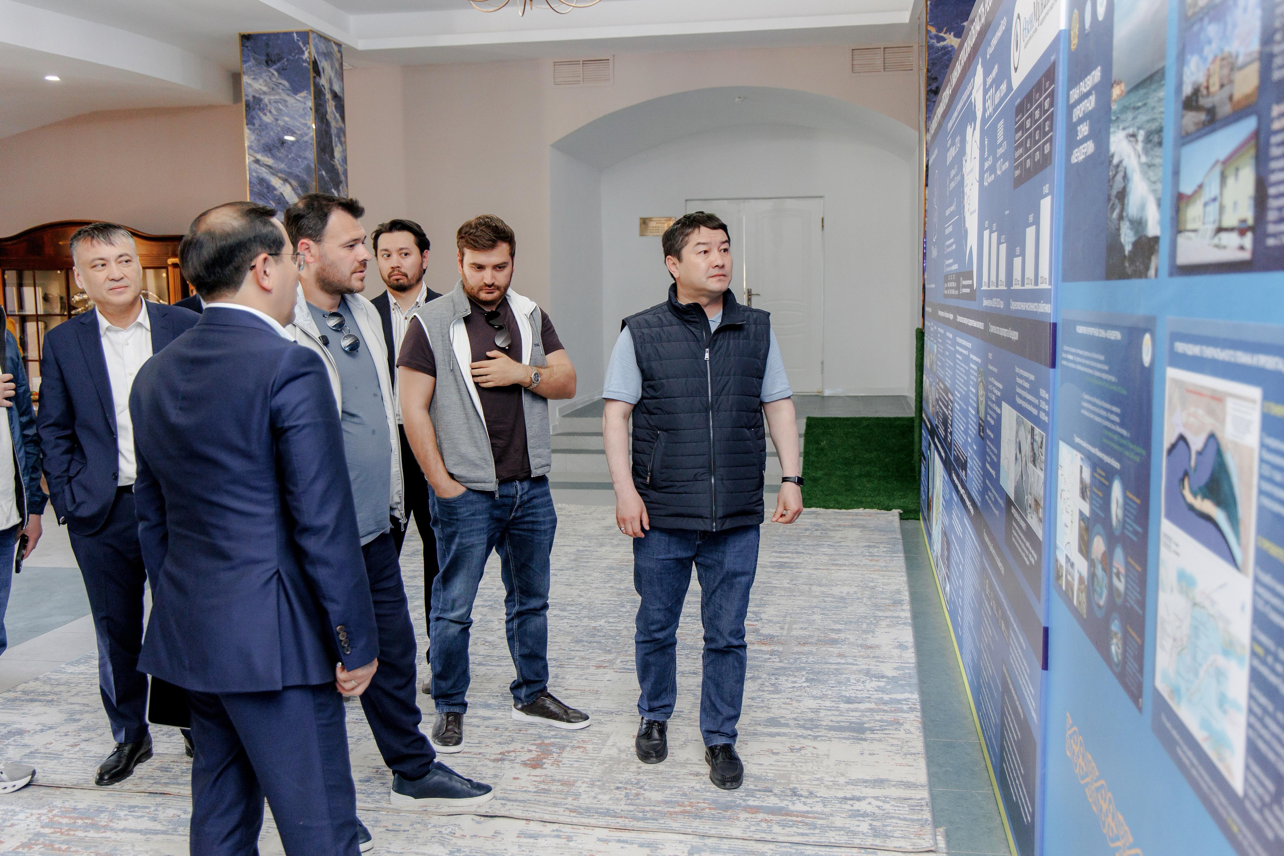 Эмин Агаларов Маңғыстауға келді: өңірде жаңа халықаралық курорт салу жайы талқыланды