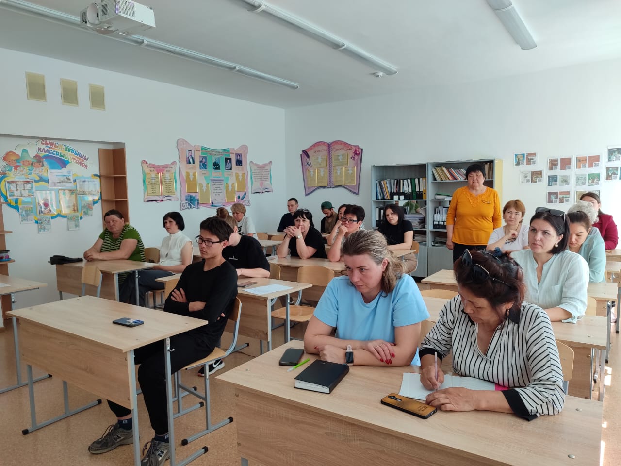 Қорықпаңыз, алдамаңыздар! Қостанай ауданында Интернет алаяқтыққа қарсы алдын алу жобасы жалғасуда