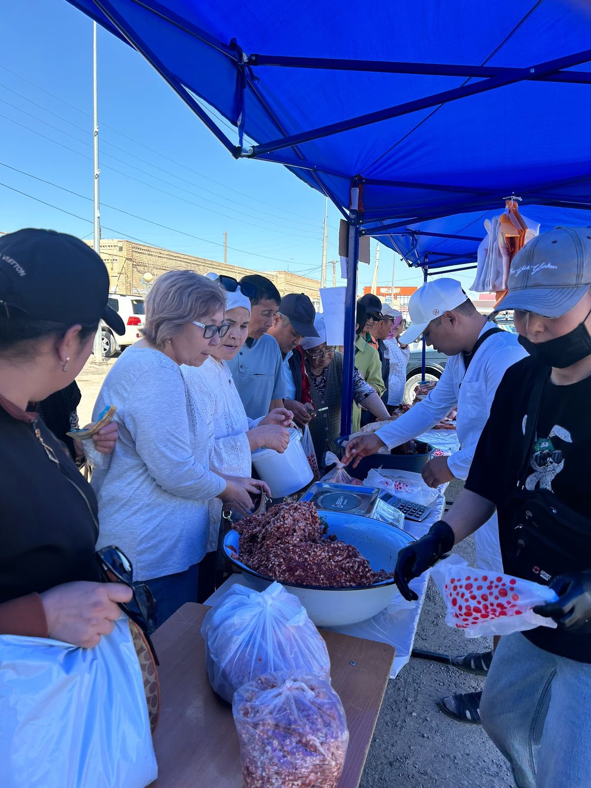 Жәрмеңкеде 22 тоннаға жуық өнім әкелінді