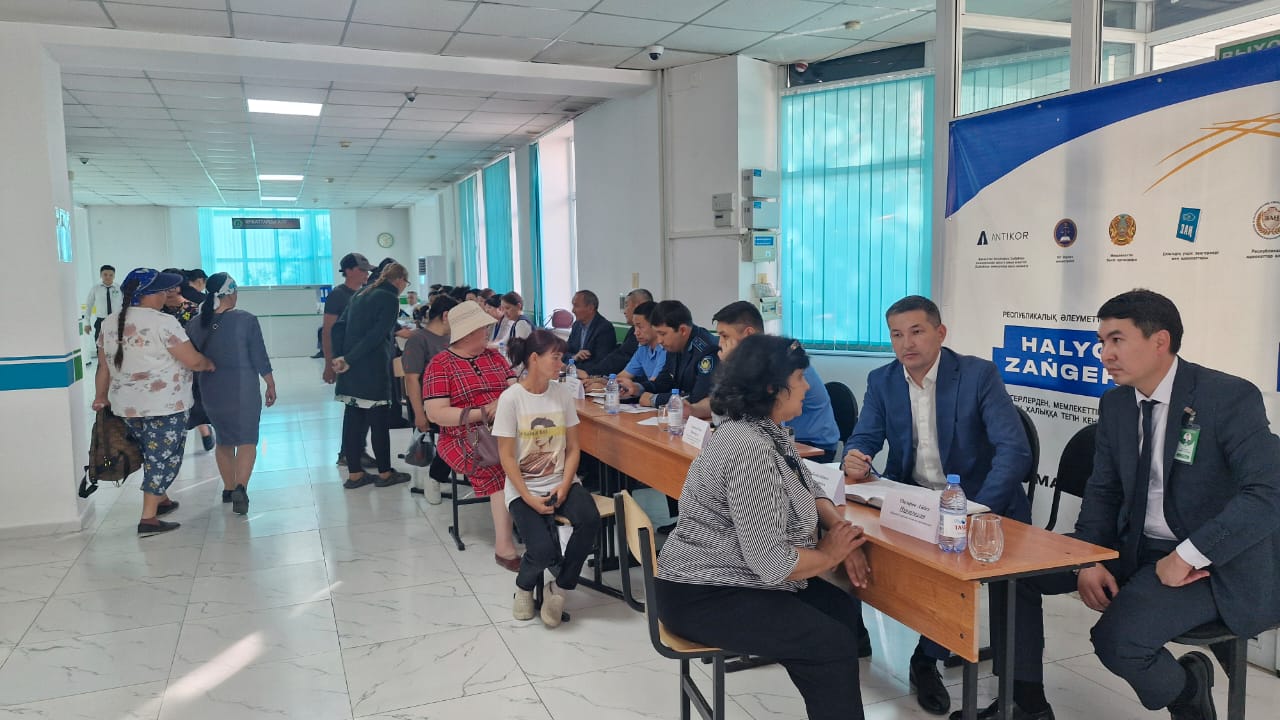 30 мамыр күні жергілікті уақытпен Қазақстанның барлық ірі қалаларында «Халық заңгері» жалпыреспубликалық акциясы өткізілді.