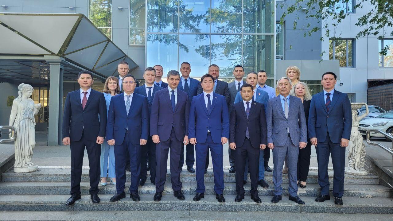 Самарада ҚР ҚМ Мемлекеттік кірістер комитеті мен Ресей Федералдық кеден қызметінің жұмыс кездесуі өтті