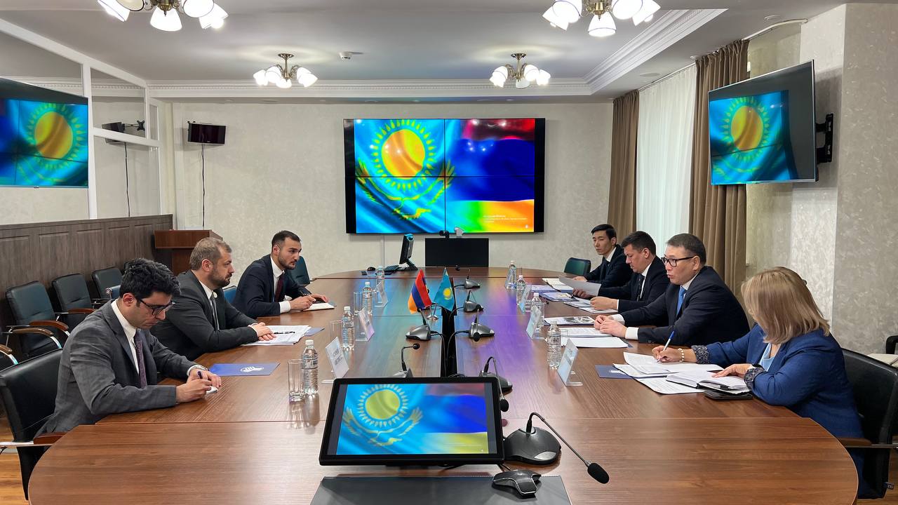 Қазақстан Арменияға 348 млн АҚШ долларына 70 түрлі тауар жеткізуге дайын