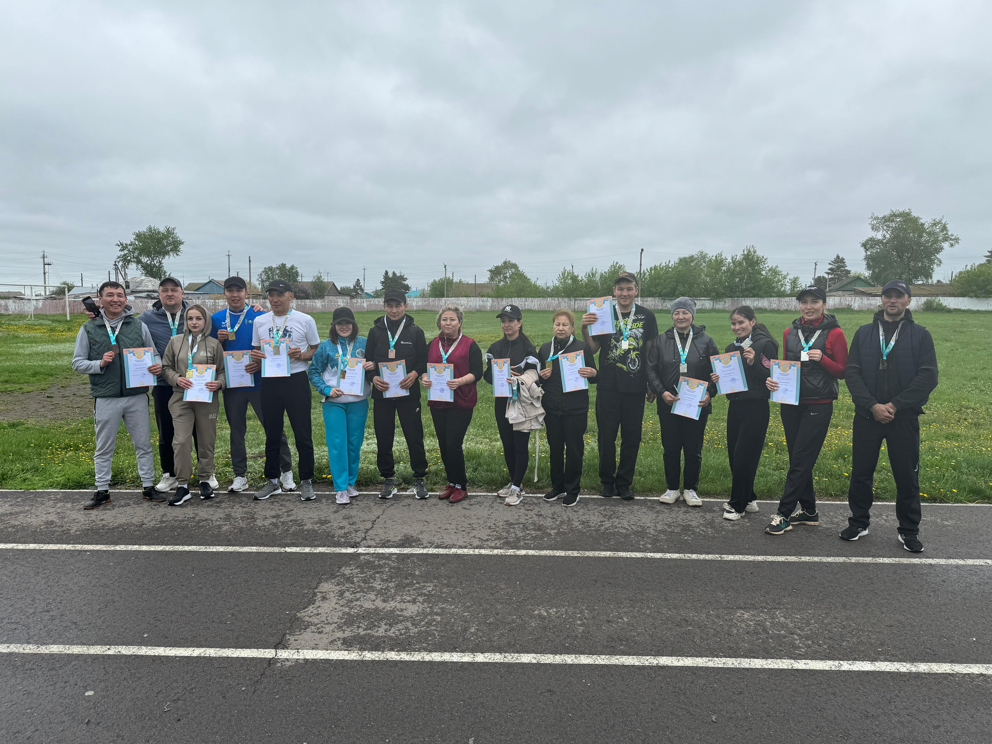 Ағымдағы жылдың 14 мамырында Пресновка ауылының орталық стадионында ұйымдар арасында көктемгі кросс бойынша аудандық чемпионат өтті.