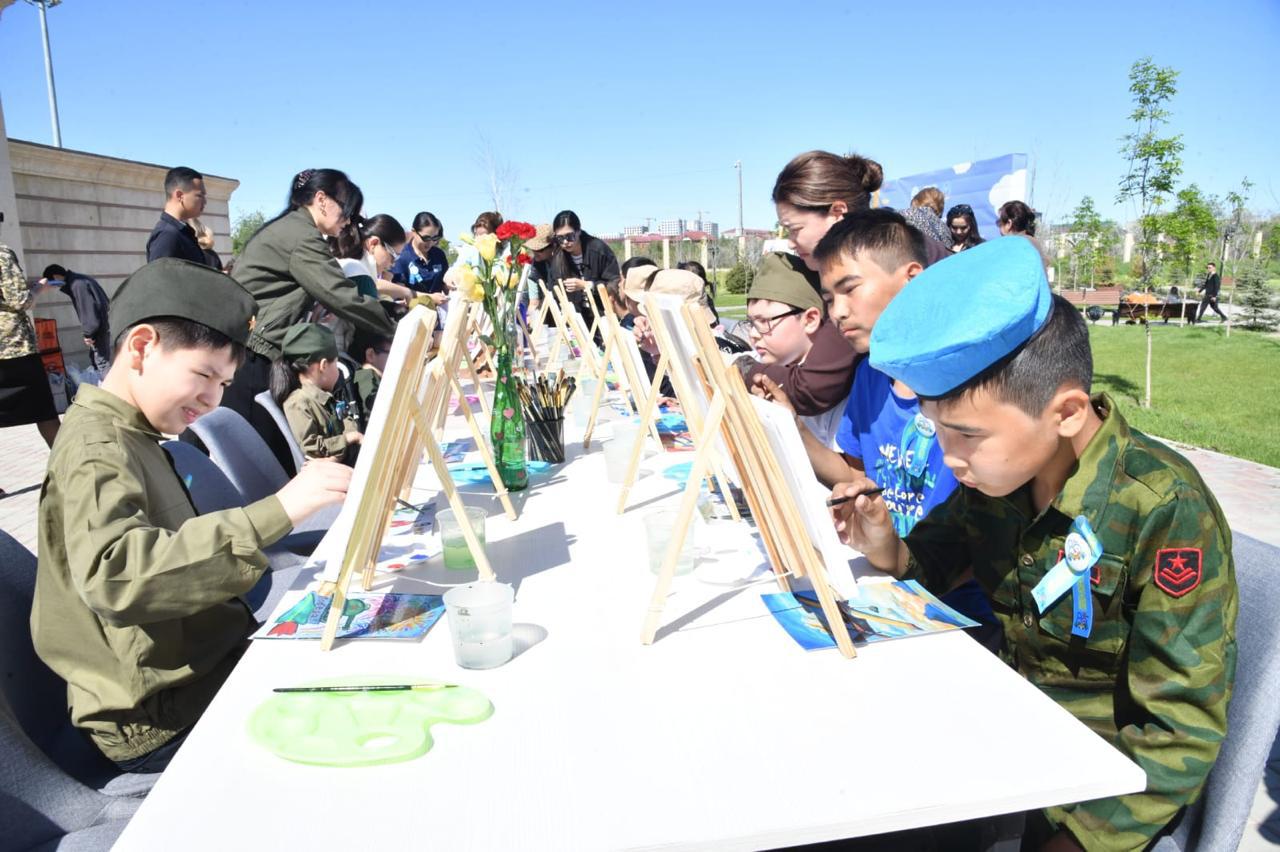 Атырауда «Әрқашан күн сөнбесін!» атты инклюзивті арт-плэнер өтті