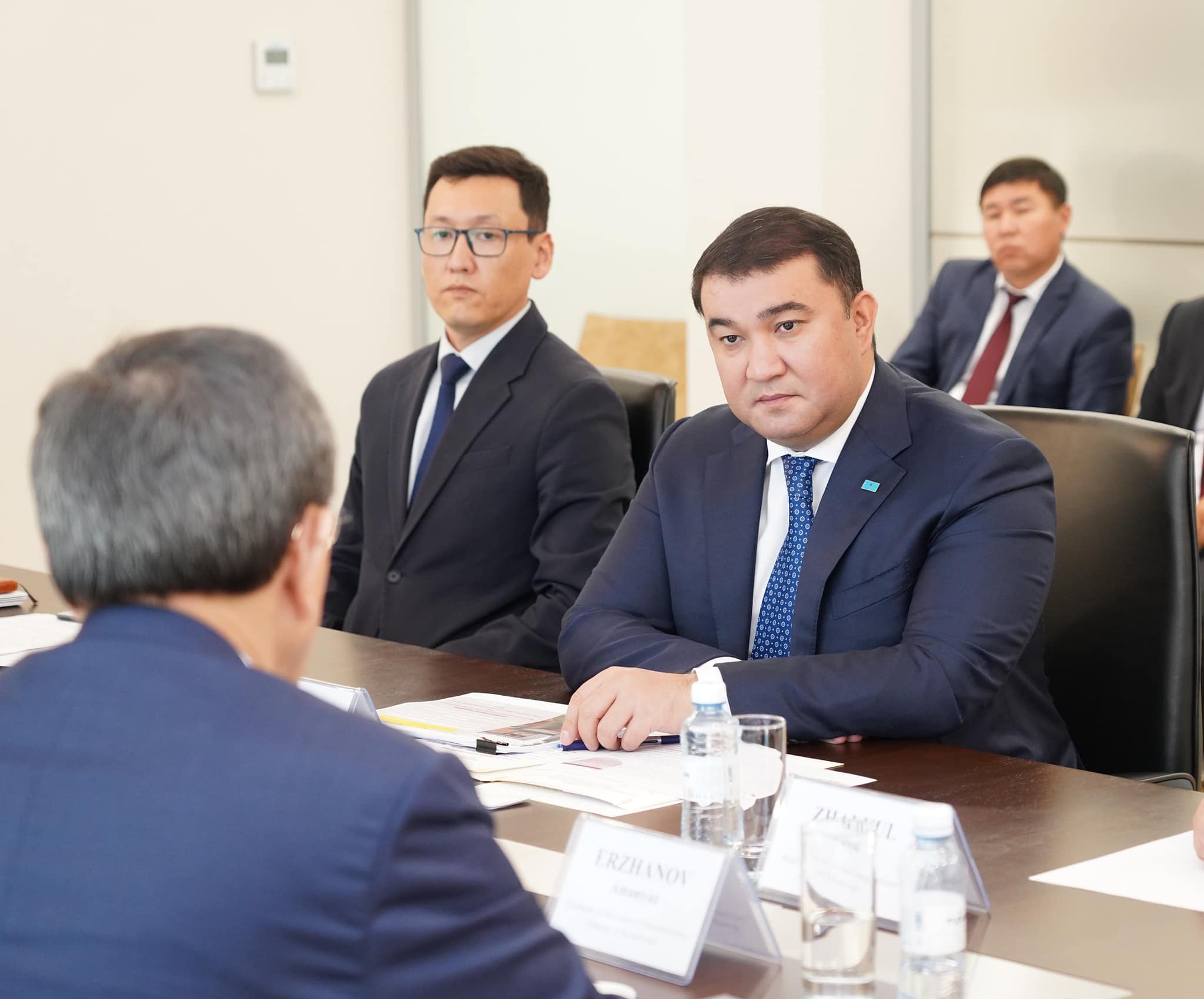 НҰРАЛХАН КӨШЕРОВ ҚҰРЫЛЫС САЛАСЫНДАҒЫ ИНВЕСТОРМЕН КЕЛІССӨЗ ЖҮРГІЗДІ