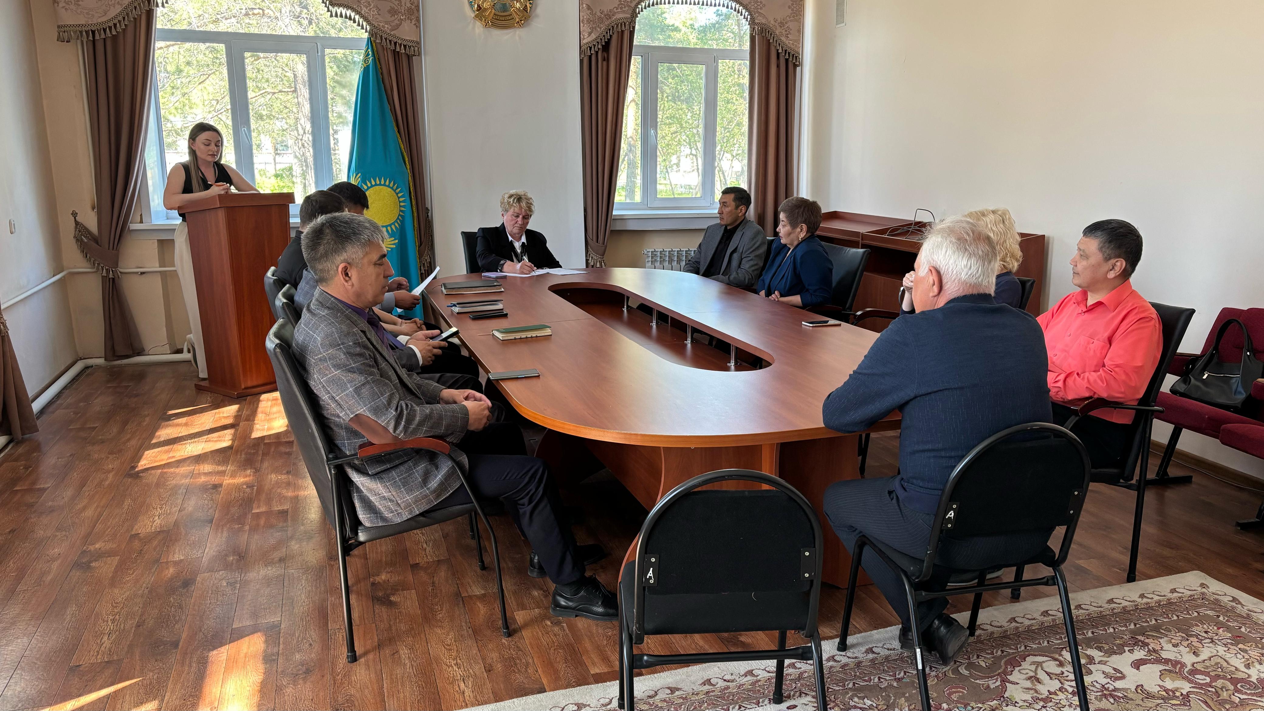 Меңдіқара ауданының Қоғамдық кеңесі Меңдіқара ауданының бюджетін атқару туралы мәселені қарастырылды