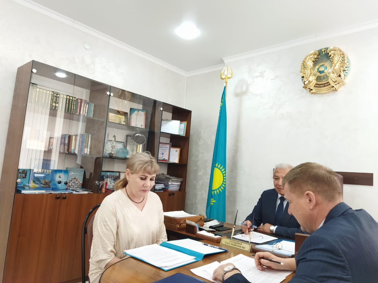 Экономика және бюджеттік саясат мәселелері жөніндегі тұрақты комиссиясы