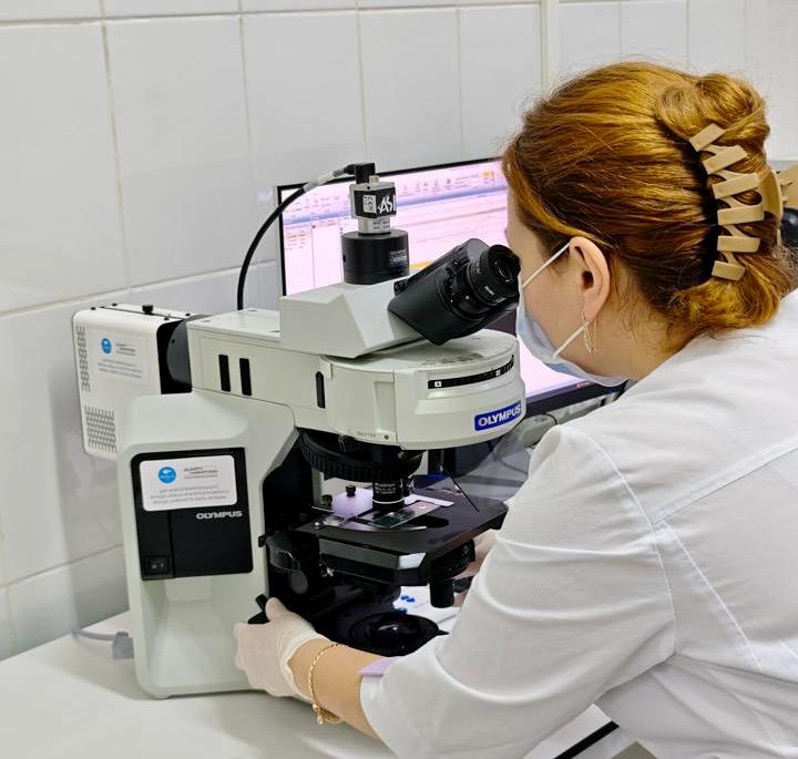 ТҮРКІСТАН ОБЛЫСТЫҚ ПЕРИНАТАЛДЫҚ ОРТАЛЫҒЫНА FISH-ДИАГНОСТИКАЛАУҒА АРНАЛҒАН ЗЕРТХАНАЛЫҚ ЖАБДЫҚ ОРНАТЫЛДЫ