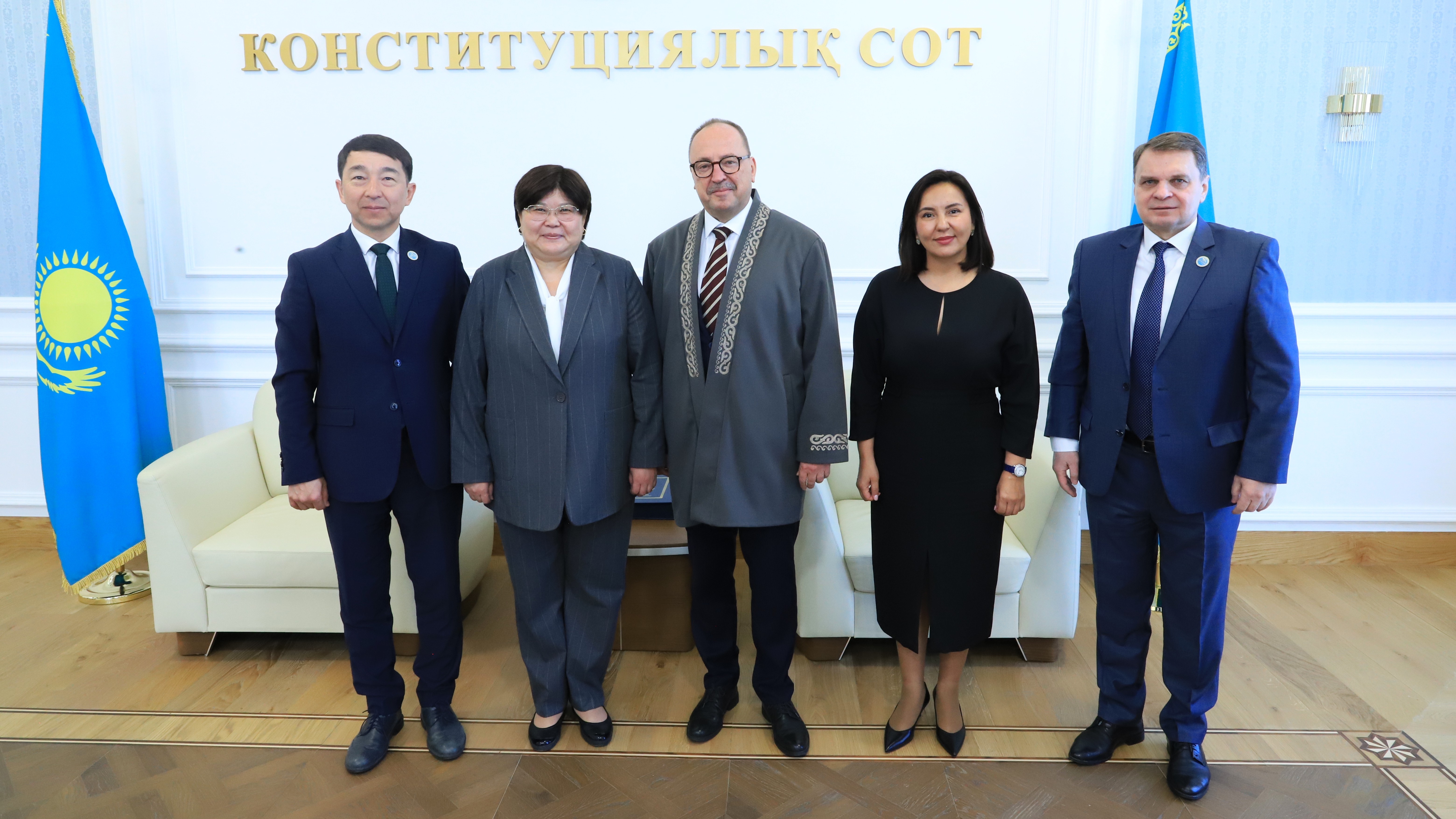 Конституциялық Сотта Еуропа Кеңесі Парламенттік ассамблеясының баяндамашысымен кездесу өтті
