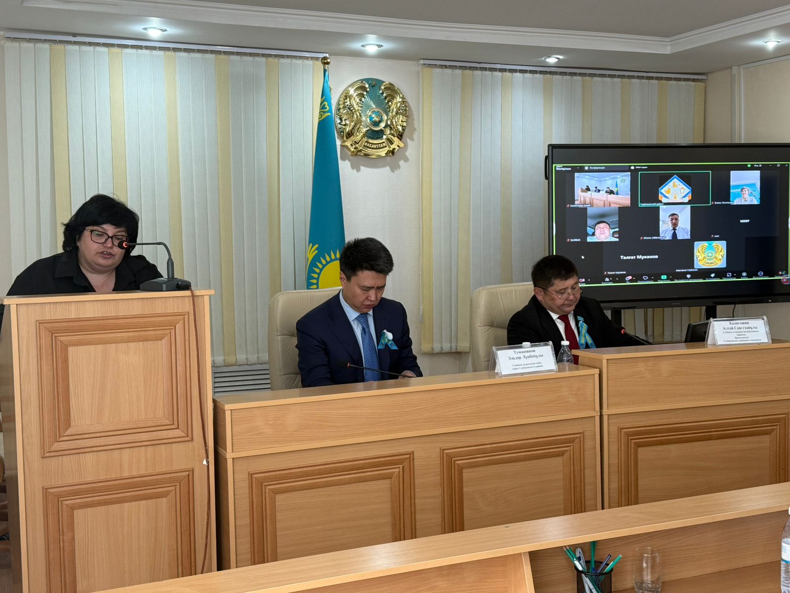 Сегодня состоялось заседание очередной двадцать третьей сессии Глубоковского районного маслихата.