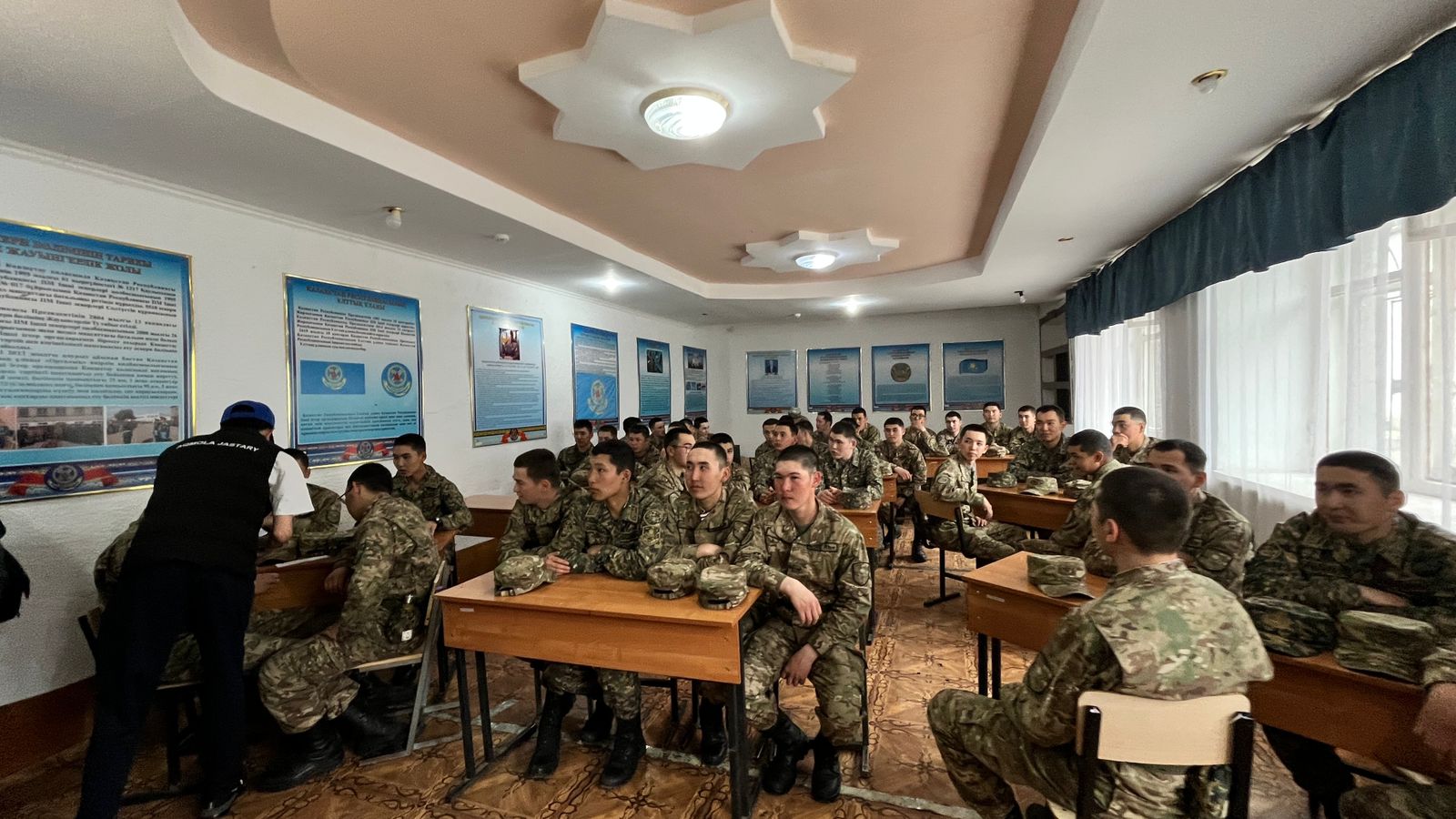 Гранитное ауылындағы сарбаздар зияткерлік сайыста сынға түсті