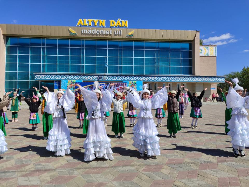 Творческий фестиваль «Мың алғыс саған, туған ел!», 30 жылдық Ассамблея народа Қазақстанның мерекесіне арналған, Қостанай ауданында өтті.