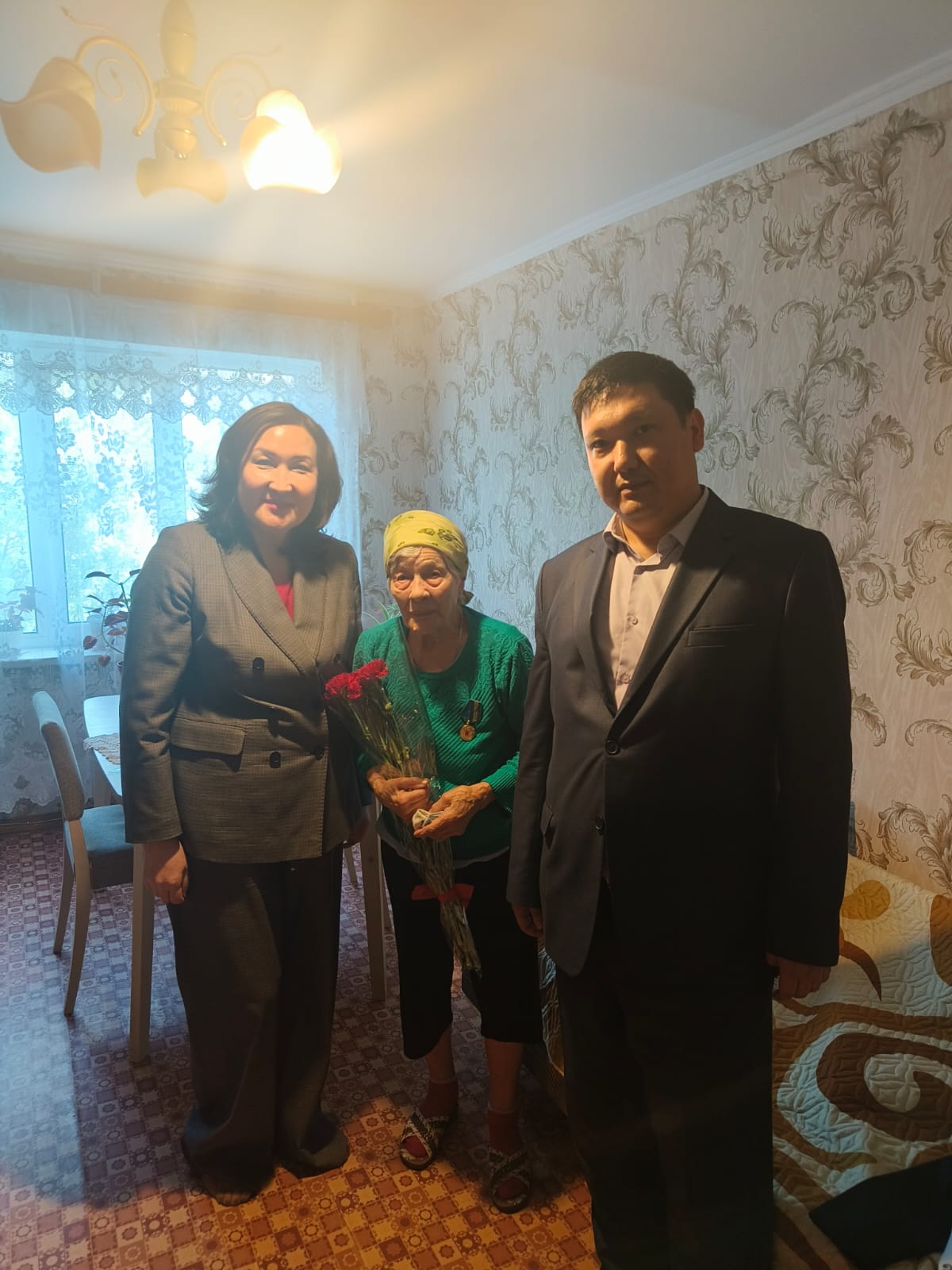 ГУ «Управление экономики и бюджетного планирования города Астаны» поздравило тружеников тыла с предстоящей 80-й годовщиной Победы в Великой Отечественной войне
